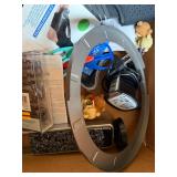 Household Variety Lot Wilton Pan Foot Brace