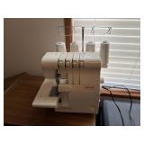 Singer 14SH654 Differential-Feed Serger