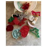 Cookie Cutters & Cake Decorating Pieces