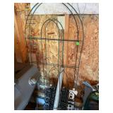 Garden Trellises, Fencing & Lattice