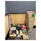 Christmas Decor, Wreaths & Holiday Supplies