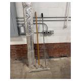 Floor Squeegee & Long-Handled Floor Scraper