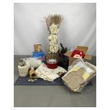 Christmas Decor, Linens & Craft Supplies Lot