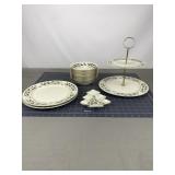 Lenox Holiday Holly Dinnerware & Server