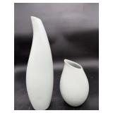 Jaliang Modernist Ceramic Vases, Pair