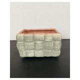 Shawnee USA 444 Basketweave Planter