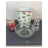 Yankee Candle, Holiday Bin & Glass Decor