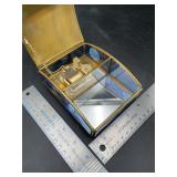 Via Vermont Three Kings Music Box