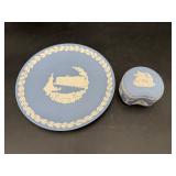 Wedgwood 1979 Christmas Plate & Jasper Box