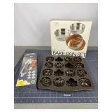Nordic Ware Autumn Cakelet Pan & Bakeware