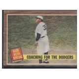 1962 Topps #142b Coaching for the Dodgers