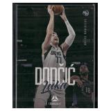 2020-21 Panini Chronicles #160 Luka Doncic Green