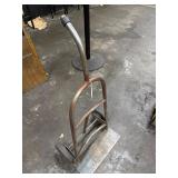 Heavy duty hand truck