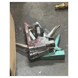 Lot of 3 staplers