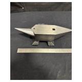 Bench anvil