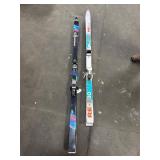 Snow skis