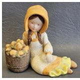 Holly Hobbie Figurine Boubtiful Pleasure