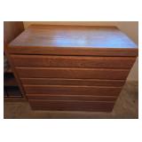 Small Oak Dresser - 3 Drawers