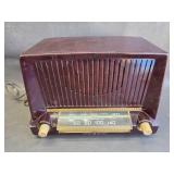 General Electric Model 404 table radio