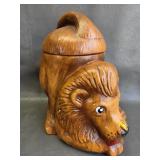 Vintage crouching lion ceramic cookie jar