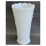 vintage Anchor Hocking milk glass vase