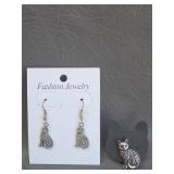 Avon cat lapel pin & Cat Dangle Ear Rings
