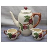 Vintage Franciscan Apple Tea Pot. Creamer & Sugar