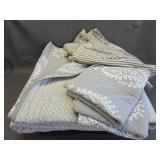 2 queen? quilts , pillow shams, curtains