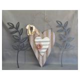 Metal wall decor heart & leaves