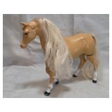 1993 Mattel Barbie High Stepper Walking Palomino