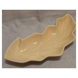 1955 Enchanto Co. California Pottery pale yellow