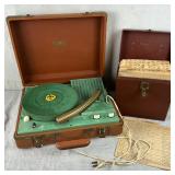 Vintage Sonic Capri 333 Record Player, box of 45's