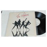 The Nylons one size fits all