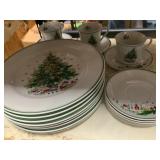 Christmas dinner set