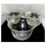 4 Glass bowls