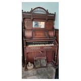 Original antique Victorian era pump organ