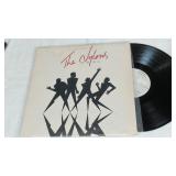 The Nylons one size fits all