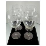 4 wine Glasses
