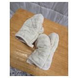 Small Oven Mitt Set