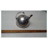 Metal Stovetop Tea Kettle with Wooden Spout Stoppe