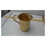 Aluminum Pitcher with Integrated Ice Guard