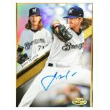2019 Topps Gold Label Auto Metal Card Josh Hader