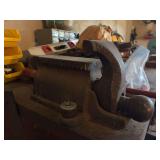 “The Diamond Vise” - buyer must remove from table - bring tools