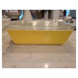 Vintage PYREX Yellow Milk Glass 1.5 Quart Casserole Dish