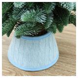 7.5 Inch Knitted Christmas Tree Collar, Rustic Min