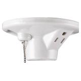 GE Porcelain Lampholder with Outlet and Pull Chain