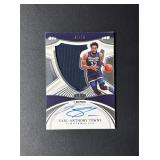 2022-23 Panini Crown Royale Silhouettes Karl...