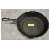 8' CAST IRON LODGE FRYING PAN