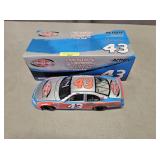 ACTION 1:24 RICHARD PETTY DIE-CAST STOCK CAR