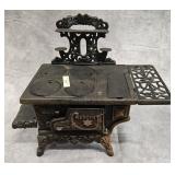 VINTAGE CAST IRON 'CRESCENT' SAMPLER OVEN